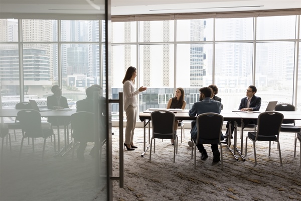 Recrutement en gestion de fortune : défis et innovations des grandes familles